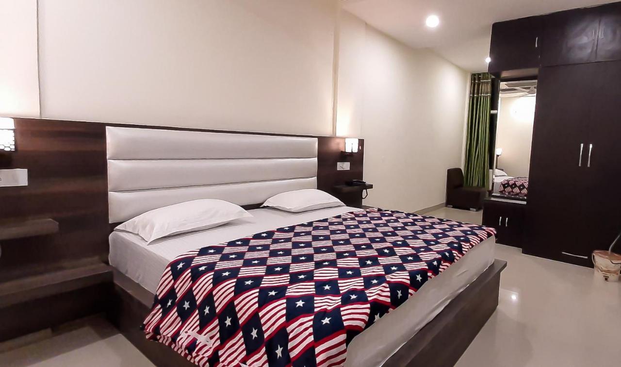 Hotel Green Park Kharar Eksteriør billede